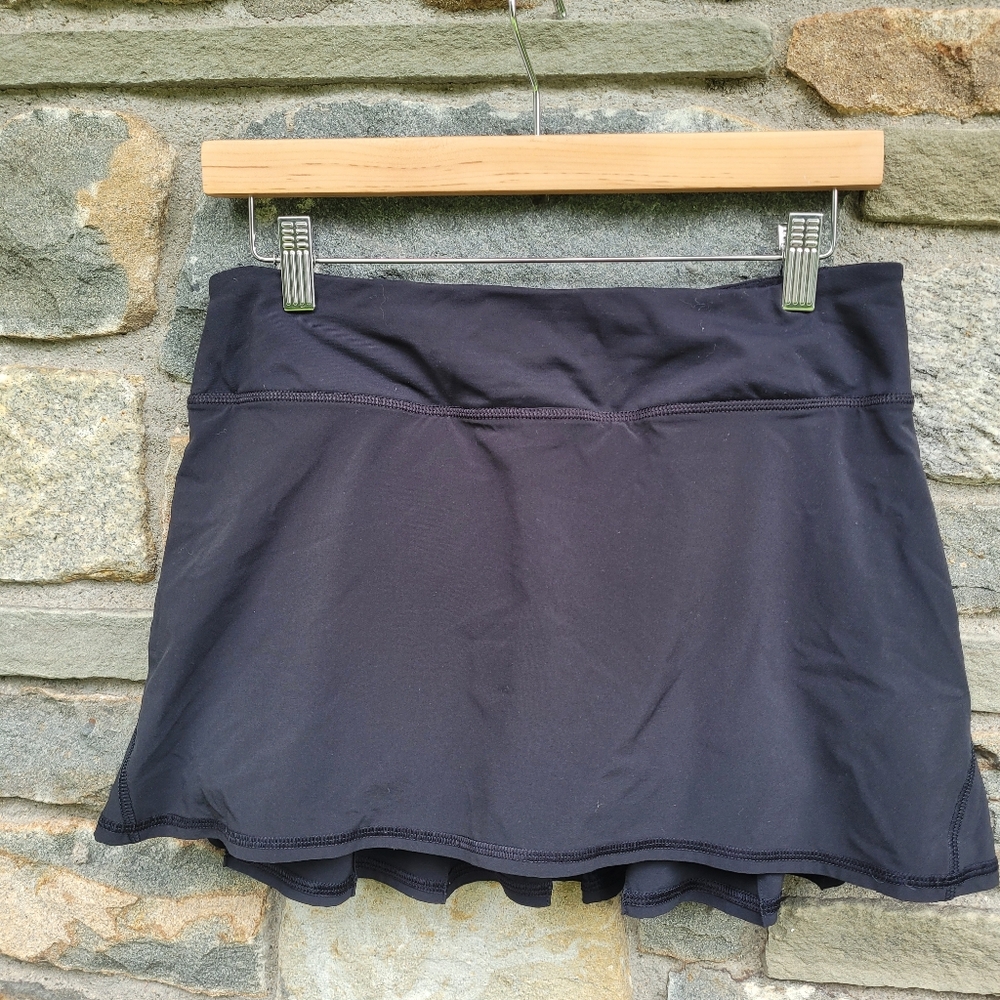 Lululemon  pace  setter  skirt  all black